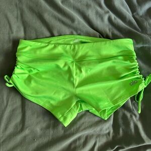 Alo yoga shorts